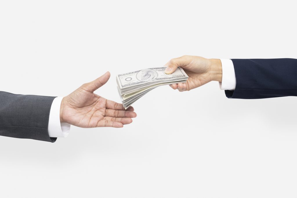 How to get the 100,000 yen relief fund from the Japanese Government?